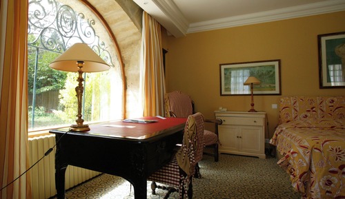 Deluxe-Doppelzimmer, 1 Schlafzimmer, Terrasse, Blick auf den Innenhof