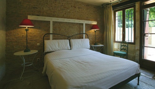 Elite-Doppelzimmer, 1 Schlafzimmer, Terrasse, Blick auf den Innenhof