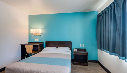 Standardzimmer, 1 Doppelbett, barrierefrei, Nichtraucher