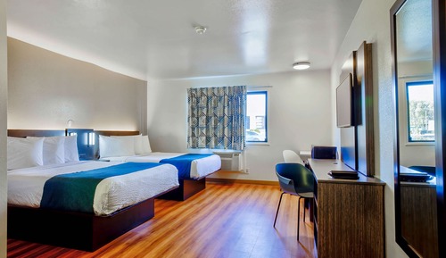 Standardzimmer, 2 Doppelbetten, barrierefrei, Nichtraucher