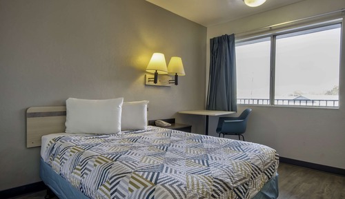 Standardzimmer, 1 Doppelbett, barrierefrei, Nichtraucher