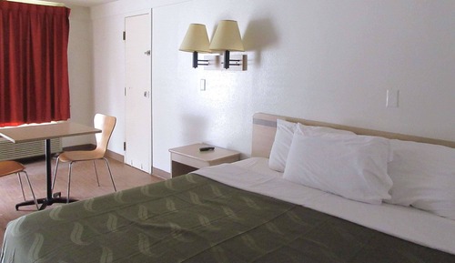 Standardzimmer, 1 King-Bett, Raucher