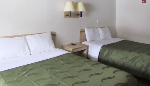 Zimmer, 2 Doppelbetten, barrierefrei, Nichtraucher