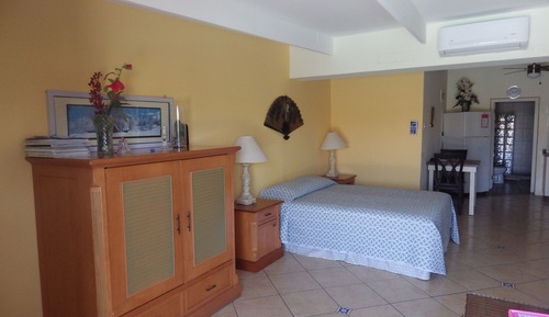 Grand-Studio, barrierefrei, Poolseite