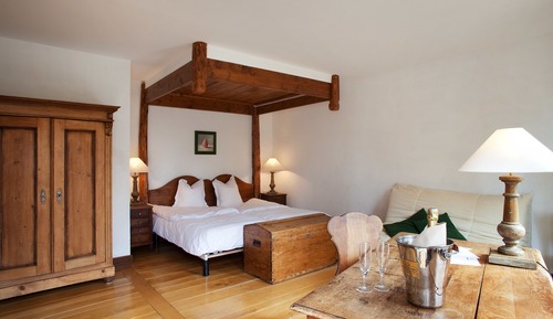 Familien-Vierbettzimmer, 1 Doppelbett und Schlafsofa