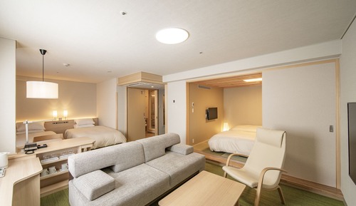 Zimmer, Nichtraucher (Family Room for 4 Adults, Renovated)