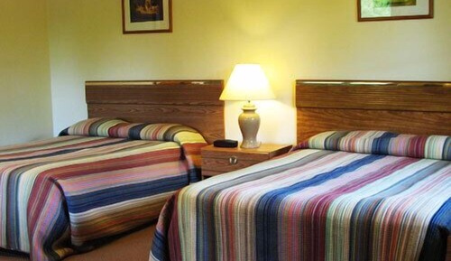 Standardzimmer, 2 Doppelbetten, Nichtraucher (Breakfast Included Only )
