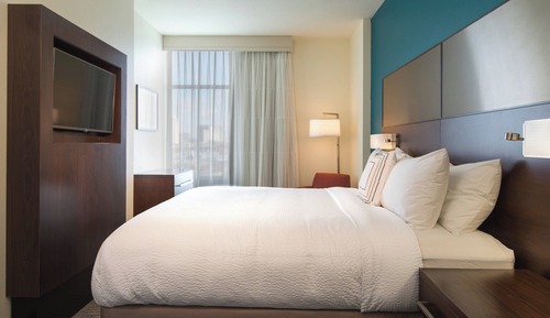 Suite, 1 Schlafzimmer (Mobility/Hearing Accessible, Tub)