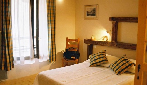 Doppel- oder Zweibettzimmer, Badewanne
