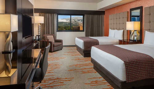 Zimmer, 2 Queen-Betten, eingeschränkter Seeblick