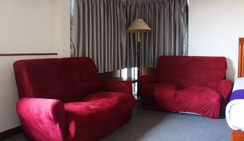 Junior-Suite (with Shwedagon pagoda view)