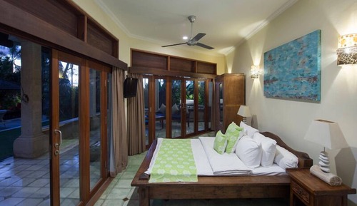 Villa, 5 Schlafzimmer, eigener Pool