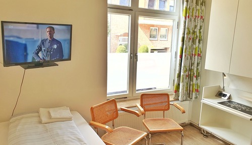 Basic-Doppel- oder -Zweibettzimmer