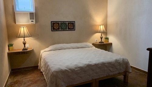 Condo Deluxe with Kitchen