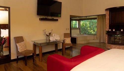 Honeymoon-Suite, 1 King-Bett, Gartenblick