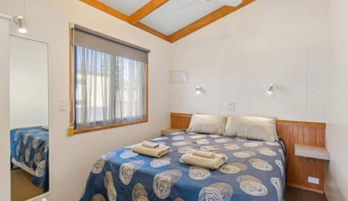 Superior-Ferienhütte, 2 Schlafzimmer (Sleeps 6)