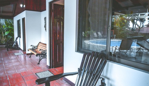 Vierbettzimmer, 2 Doppelbetten, Terrasse, Poolblick