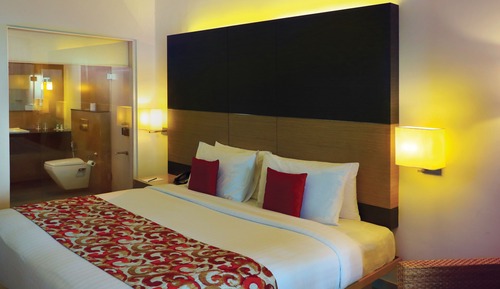 Club-Doppel- oder -Zweibettzimmer