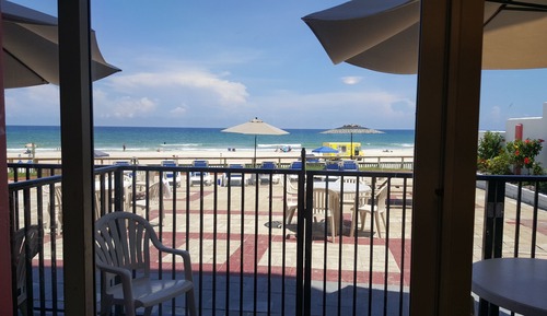 Zimmer, 2 Doppelbetten, Meerseite