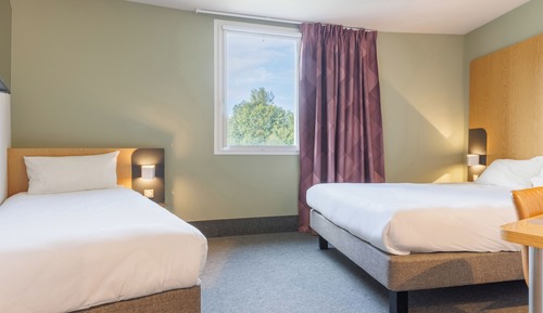 Dreibettzimmer, Nichtraucher