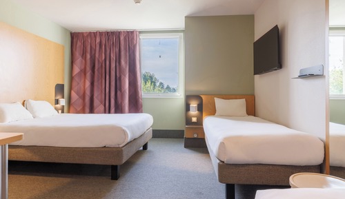 Vierbettzimmer, Nichtraucher