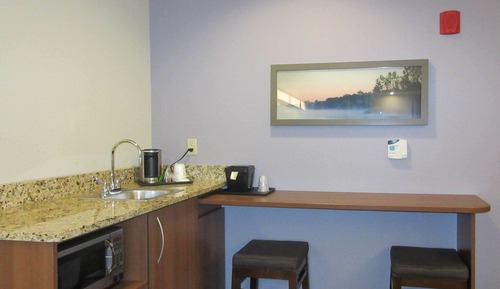 Suite, 1 Queen-Bett und Schlafsofa, barrierefrei, Nichtraucher