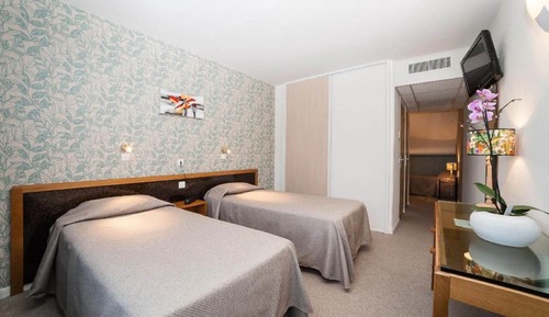 Standard-Dreibettzimmer