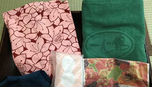 Standard-Vierbettzimmer, Flussblick (Japnaese-style)