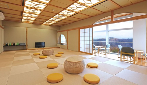Standard Japanese-Style-Room with 30 Tatami mats - Shared Bathroom - Non-Smoking