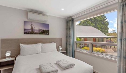 Superior-Ferienhaus, 2 Schlafzimmer, Seeblick