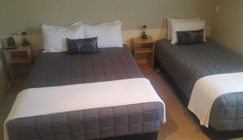 Familien-Suite, 1 Schlafzimmer, Nichtraucher, Poolzugang