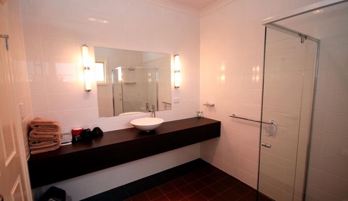 Deluxe-Doppel- oder -Zweibettzimmer, 1 Schlafzimmer, Nichtraucher (Deluxe Triple Share)