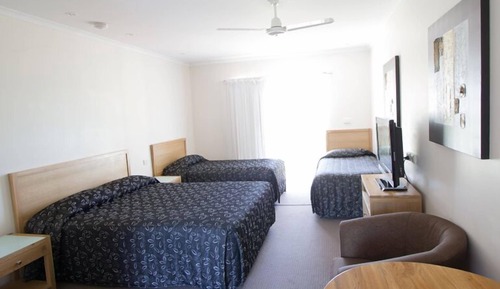 Standardzimmer, Nichtraucher, Kochnische (Triple)