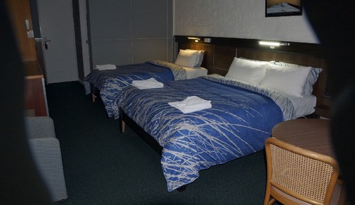 Standard-Zweibettzimmer (TWIN SHARE)