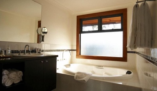 Standard-Suite, 1 Schlafzimmer, Nichtraucher, Balkon (Suite King/Twin)