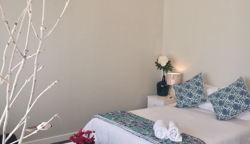 Comfort-Suite, 1 Queen-Bett, Blick auf den Innenhof
