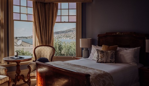 Superior-Zimmer, 1 Queen-Bett, Flussblick