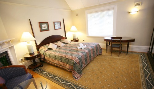 Standardzimmer, 1 King-Bett, Gemeinschaftsbad