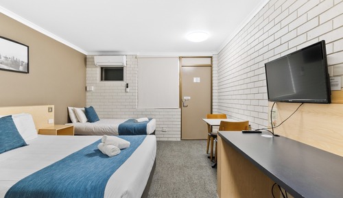 Comfort-Zweibettzimmer, Nichtraucher (1 Queen and 1 Twin)