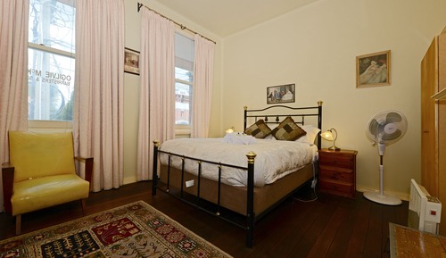 Standard-Suite, 1 Schlafzimmer, Gemeinschaftsbad (Queen Suite)