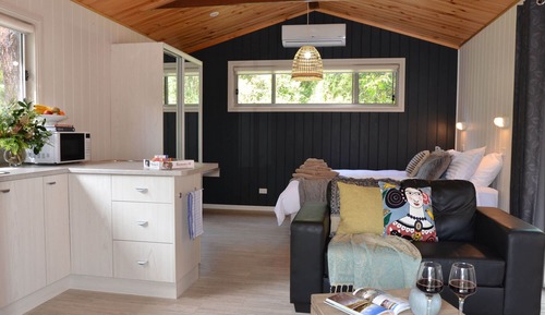 Doppelzimmer zur Einzelnutzung (Linen/Towels Supplied)