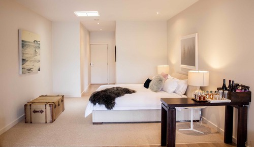 Standard-Suite, 1 Schlafzimmer, Nichtraucher, Kochnische (Villa 3 (2 Night Min))