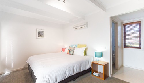 Standardzimmer, 1 King-Bett, zum Garten hin