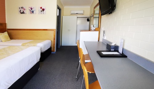 Zweibettzimmer, eigenes Bad, Erdgeschoss