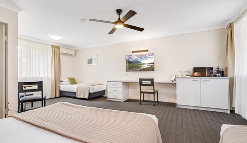 Standard-Vierbettzimmer
