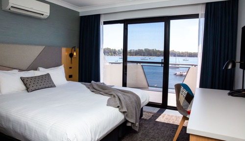 Standard-Suite (Waterside King Suite)
