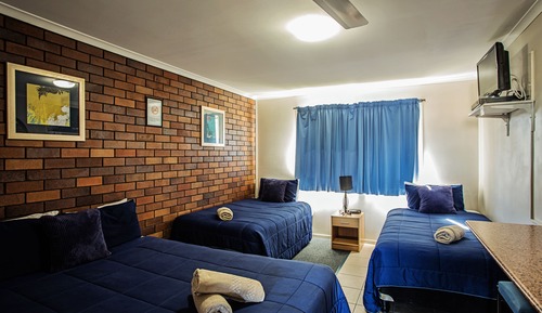 Familienzimmer (Motel Room)