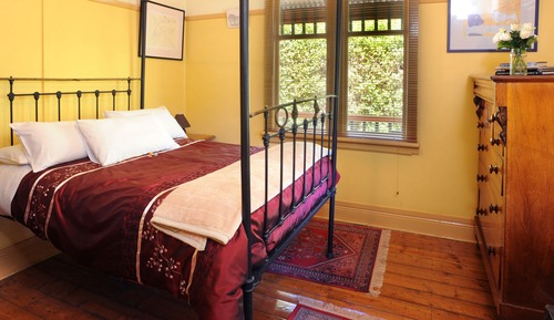 Standard-Suite, Mehrere Schlafzimmer, Küche (3 Bedroom Cotswald Cottage)