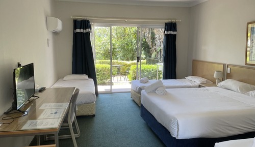 Standardzimmer, Nichtraucher (1 Queen 2 Single)