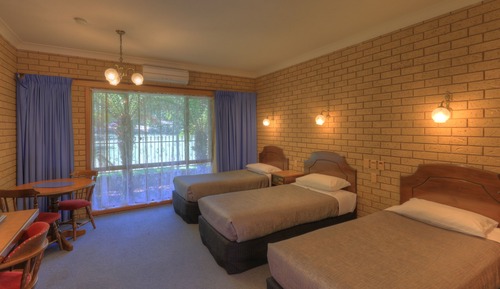 Dreibettzimmer